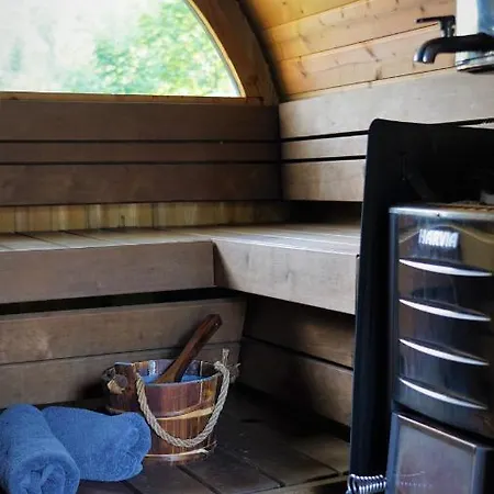 Luxury tent Finska Wioska Kalevala Borowice