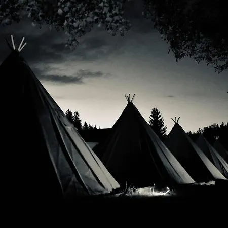 Finska Wioska Kalevala Luxury tent